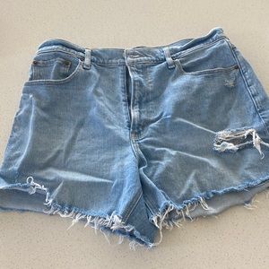 Abercrombie mom shorts